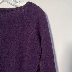 SUBTLE LUXURY Cashmere Minimalist Classic Scoop A-Line Plum/Purple Sweater XS/S